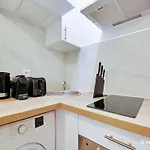 Chic Apartment In Paris For Couple